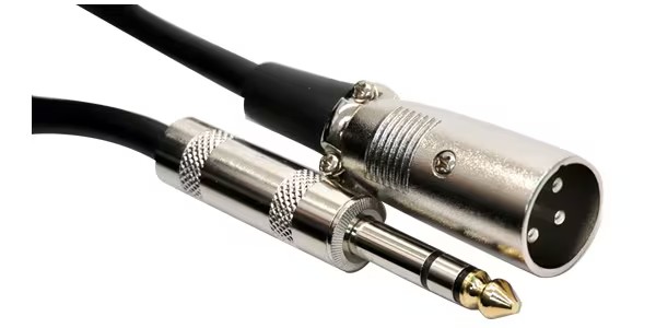 XLR(オス)→TRSフォン(オス) 1.5m